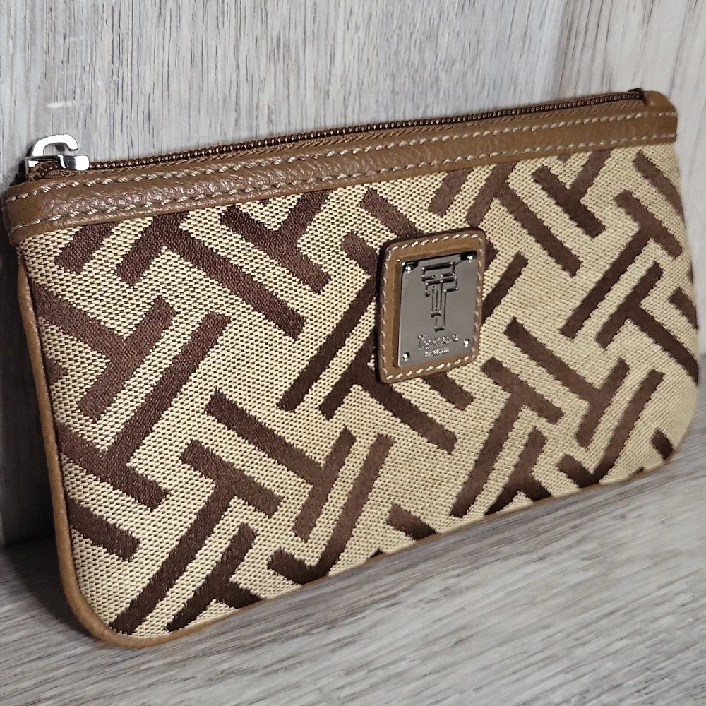 Tignanello Signature Canvas  Wristlet Wallet Pouch Zippered Pockets Leather Trim